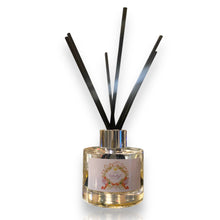 Load image into Gallery viewer, Darling Reed Diffuser