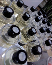 Load image into Gallery viewer, 5 Scent SAMPLES
